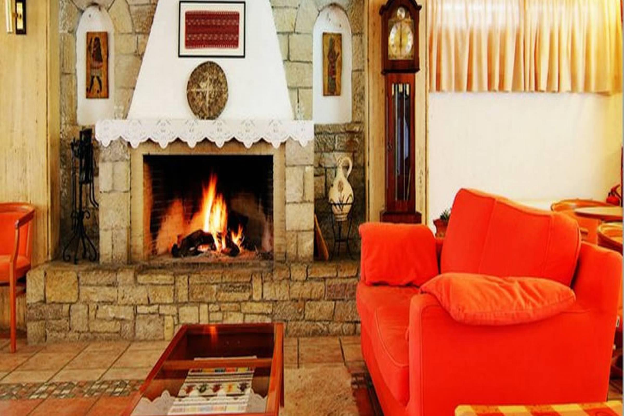 Hotel King Iniohos Delfi Esterno foto